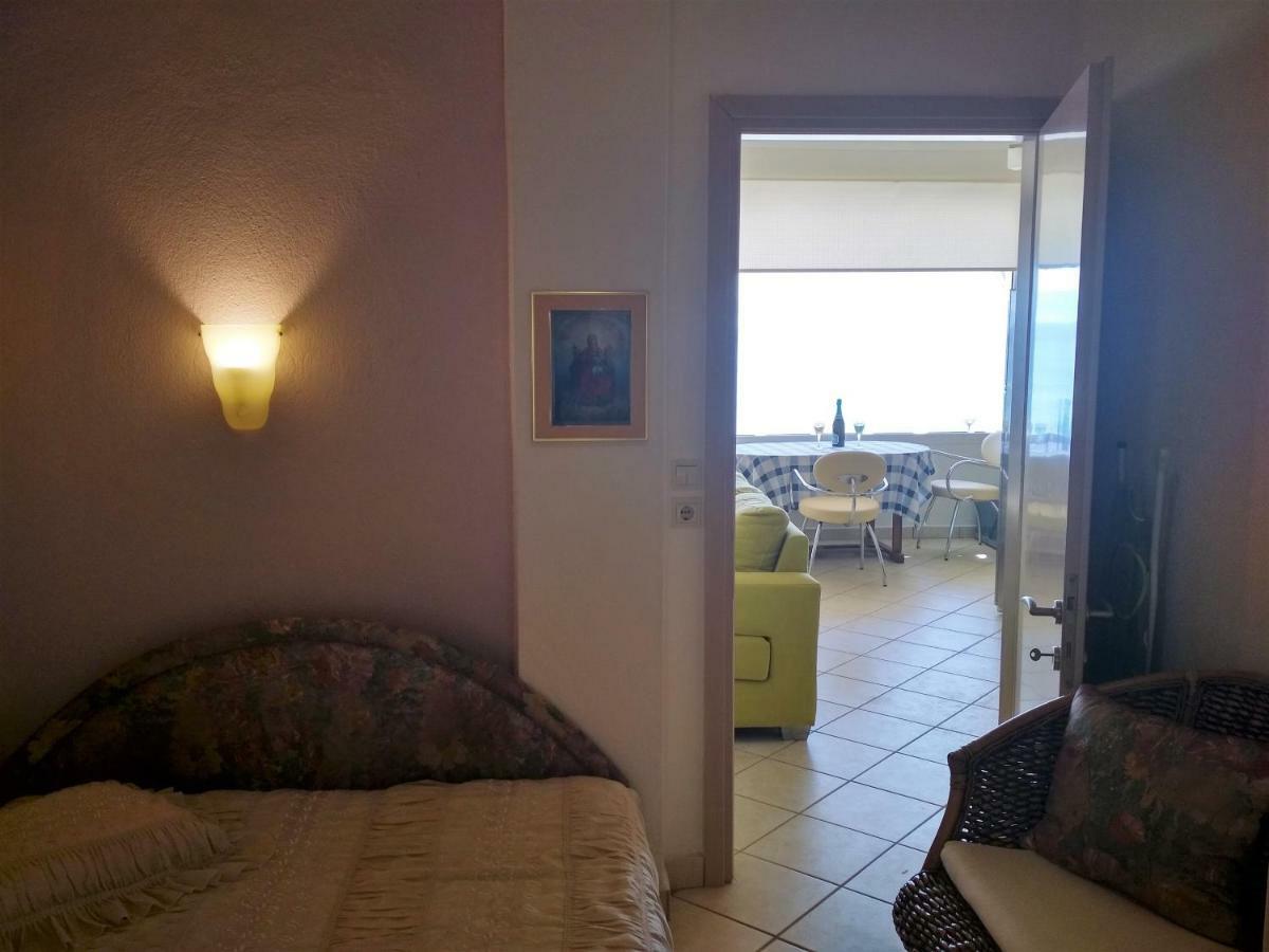 OfrínionLuxury Sea View公寓 外观 照片