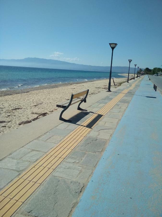 OfrínionLuxury Sea View公寓 外观 照片